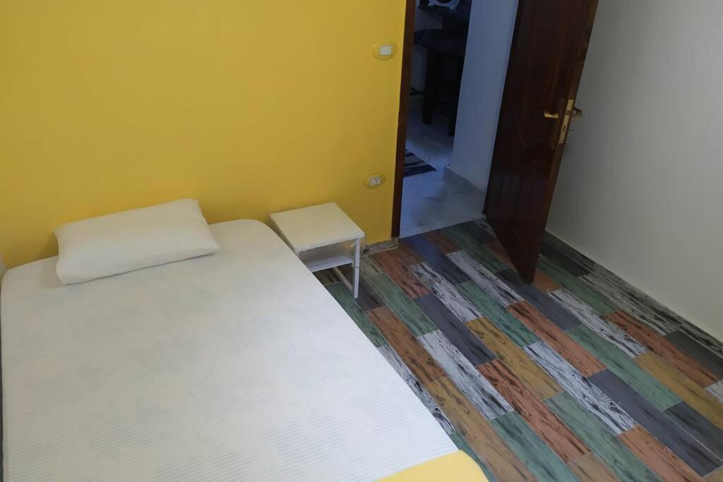 Sunny Modern Apartment With Good Internet, Near From City Center Of 亚历山大港 外观 照片